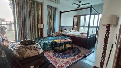 Bedroom Image of 1700 Sq.ft 3 BHK Apartment / Flat for sale in Amanora Gateway Towers, Hadapsar Pune for Rs. 30500000