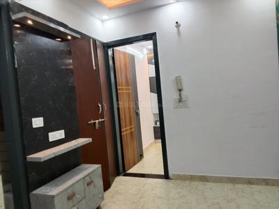 Bedroom Image of 800 Sq.ft 2 BHK Builder Floor for rent in Uttam Nagar New Delhi for Rs. 16500