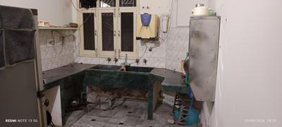 Bathroom Image of 250 Sq.ft 2 BHK Independent House for rent in Tej Bagh Colony Patiala for Rs. 12000