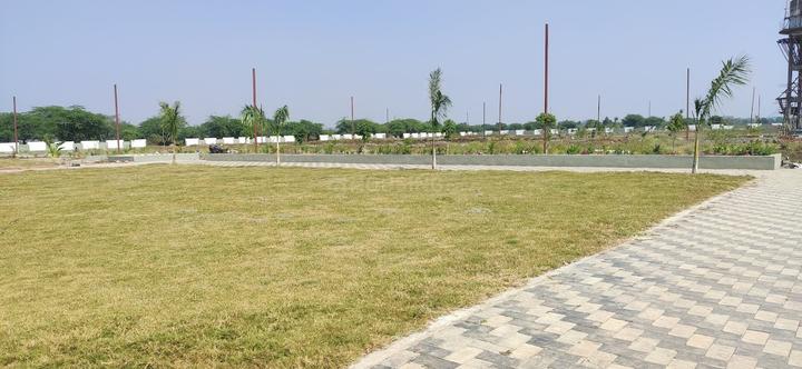 Vibrant Mahant Corridor Main Image 1