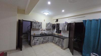 Kitchen Image of 1800 Sq.ft 3 BHK Builder Floor for rent in Vipul World, Sector 48 Gurgaon for Rs. 50000
