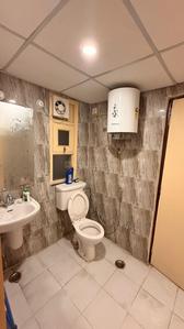 Bathroom Image of 1300 Sq.ft 3 BHK Apartment / Flat for sale in Hero Haridwar Greens, Aneki Hetmapur Haridwar for Rs. 4600000