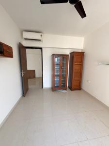 Bedroom Image of 900 Sq.ft 2 BHK Apartment / Flat for rent in Lodha Amara, Kolshet Thane for Rs. 46000