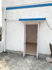 Image of 800 Sq.ft 1 BHK Builder Floor for rent in Beliaghata, Kolkata for Rs. 11000