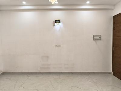 Living Room Image of 1300 Sq.ft 2 BHK Apartment / Flat for sale in Paras Dews, Sector 106 Gurgaon for Rs. 15000000