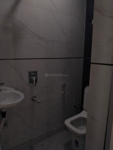 Bathroom Image of 650 Sq.ft 2 BHK Builder Floor for sale in Govindpuri Extension New Delhi for Rs. 5000000