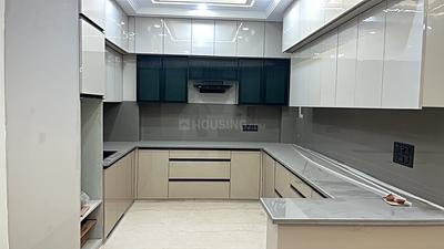 Kitchen Image of 1800 Sq.ft 3 BHK Apartment / Flat for sale in Paschim Vihar New Delhi for Rs. 35500000