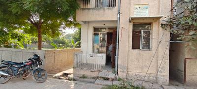 Image of 420 Sq.ft 2 BHK Apartment / Flat for sale in Siraspur, New Delhi for Rs. 2000000