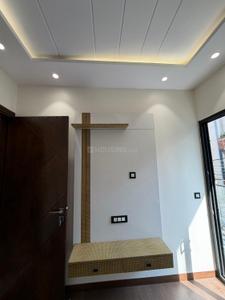 Bedroom Image of 1250 Sq.ft 3 BHK Builder Floor for sale in Vikaspuri New Delhi for Rs. 21500000