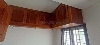 Bathroom Image of 800 Sq.ft 2 BHK Apartment / Flat for sale in Kakkanad Kochi for Rs. 3200000