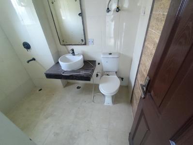 Bathroom Image of 1685 Sq.ft 3 BHK Apartment / Flat for sale in Paramount Floraville, Sector 137 Noida for Rs. 21200000