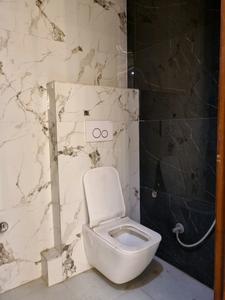 Common Bathroom Image of 780 Sq.ft 3 BHK Apartment / Flat for sale in G3 Builders Floor, Dwarka Mor New Delhi for Rs. 5800000