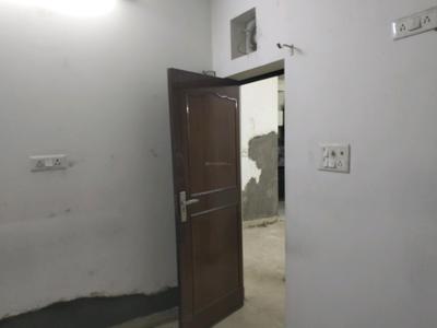 Bedroom Image of 1100 Sq.ft 3 BHK Apartment / Flat for sale in Vikaspuri New Delhi for Rs. 16500000
