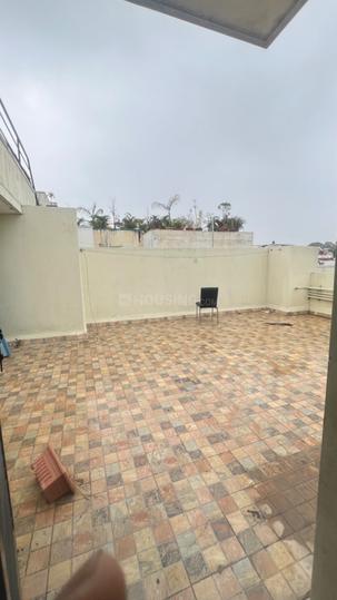 elegant alpha Balcony 1