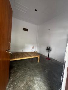 Bedroom Image of 1500 Sq.ft 2 BHK Independent House for rent in Raghunandan Ashiyana, Kamta Lucknow for Rs. 15000
