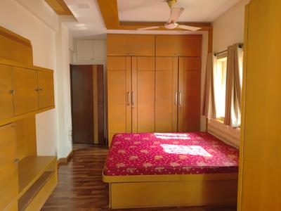 Bedroom Image of 1000 Sq.ft 2 BHK Apartment / Flat for rent in Neel Tarang, Shivaji Park Mumbai for Rs. 150000