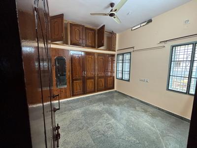Bedroom Image of 1200 Sq.ft 2 BHK Independent House for rent in Gopala Gowda Extension Shivamogga for Rs. 16500