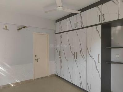Bedroom Image of 800 Sq.ft 3 BHK Apartment / Flat for rent in Sangath Terraces, Sargasan Gandhinagar for Rs. 28000