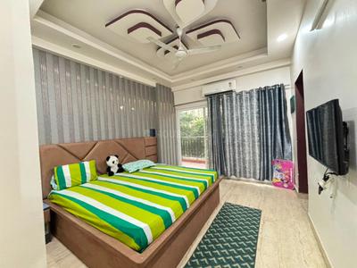 Bedroom Image of 1696 Sq.ft 3.5 BHK Apartment / Flat for sale in Panchsheel Pratishtha, Sector 75 Noida for Rs. 29500000