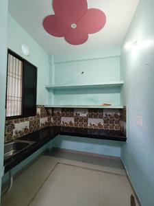 Kitchen Image of 1000 Sq.ft 2 BHK Villa for rent in Roberts Lines Lucknow for Rs. 9000