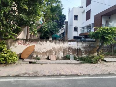 Image of 450 Sq.ft Residential Plot / Land for sale in Sector 47, Noida for Rs. 150000000