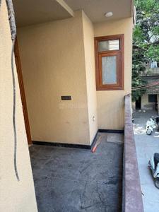 Balcony Image of 900 Sq.ft 3 BHK Builder Floor for sale in Jangpura New Delhi for Rs. 12500000
