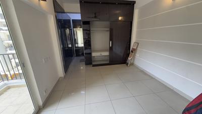 Bedroom Image of 1820 Sq.ft 3.5 BHK Apartment / Flat for sale in Panchsheel Greens 2, Noida Extension Greater Noida for Rs. 16000000