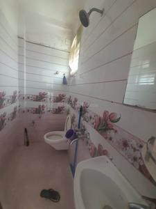 Bathroom Image of 1500 Sq.ft 2 BHK Apartment / Flat for rent in Raghav La Regalia, Ramdaspeth Nagpur for Rs. 22000