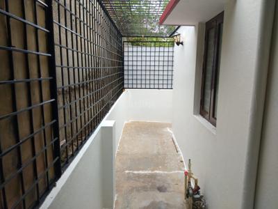 Balcony Image of 1200 Sq.ft 2 BHK Independent House for rent in Jalahalli Bengaluru for Rs. 19000