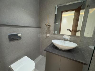 Bathroom Image of 900 Sq.ft 2 BHK Builder Floor for sale in Lajpat Nagar New Delhi for Rs. 25000000