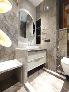 Image of 2475 Sq.ft 4 BHK Builder Floor for sale in Greater Kailash I, New Delhi for Rs. 90000000