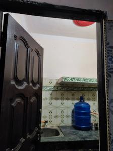Kitchen Image of 500 Sq.ft 2 BHK Independent House for rent in Ballabhgarh Faridabad for Rs. 7000