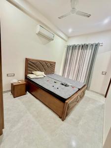 Bedroom Image of 550 Sq.ft 1 BHK Builder Floor for rent in Sector 57 Gurgaon for Rs. 36000