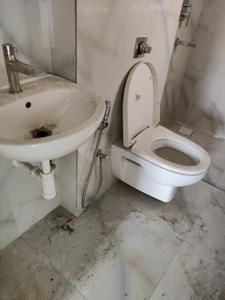 Common Bathroom Image of 1105 Sq.ft 2 BHK Apartment / Flat for sale in Nahar Water Lily And White Lily, Powai Mumbai for Rs. 21000000
