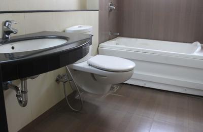 Bathroom Image of 404 Tower 9 Blueridge Society in Hinjawadi, Pune