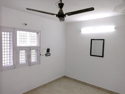 Bedroom Image of 2200 Sq.ft 4 BHK Apartment / Flat for sale in DDA Rosewood Apartment, Sector 13 Dwarka New Delhi for Rs. 21800000