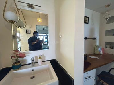 Bathroom Image of 1100 Sq.ft 2.5 BHK Apartment / Flat for rent in Pantheeramkavu Kozhikode for Rs. 60000