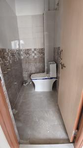 Bathroom Image of 700 Sq.ft 1 BHK Apartment / Flat for rent in Kondapur Hyderabad for Rs. 17900