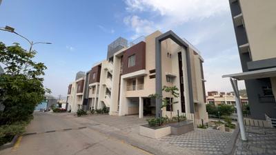 Living Room Image of 3200 Sq.ft 3 BHK Duplex for sale in Vadgaon Pune for Rs. 17000000