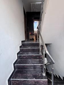 Image of 800 Sq.ft 3 BHK Builder Floor for sale in Mandawali, New Delhi for Rs. 5500000