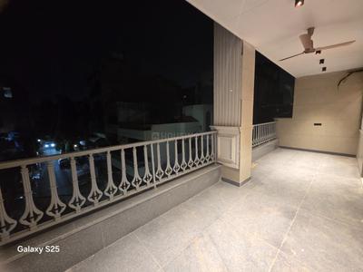Balcony Image of 2250 Sq.ft 3 BHK Builder Floor for sale in Laxmi Nagar New Delhi for Rs. 47000000