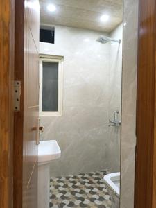 Common Bathroom Image of 1400 Sq.ft 3 BHK Builder Floor for sale in Indirapuram Ghaziabad for Rs. 8000000