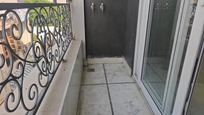 Balcony Image of 800 Sq.ft 2 BHK Independent House for rent in Paschim Vihar New Delhi for Rs. 36231