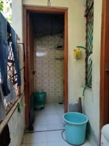 Bathroom Image of 1000 Sq.ft 4 BHK Builder Floor for sale in Old Delhi New Delhi for Rs. 15000000