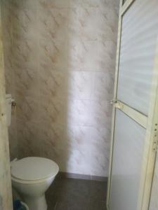 Common Bathroom Image of 585 Sq.ft 1 BHK Apartment / Flat for sale in Badlapur East Badlapur for Rs. 2400000