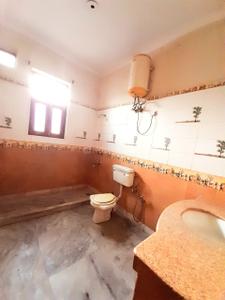 Bathroom Image of Her Stay in Sector 45, Gurgaon