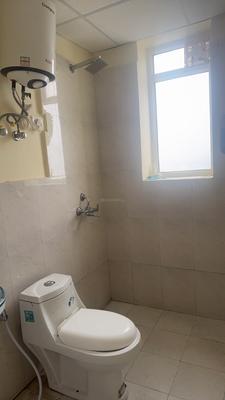 Image of 1080 Sq.ft 3 BHK Apartment / Flat for rent in Pyramid Altia, Sector 70, Gurgaon for Rs. 24500