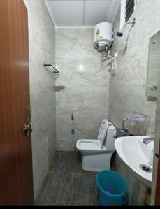 Bathroom Image of 500 Sq.ft 1 RK Apartment / Flat for rent in Madhapur Hyderabad for Rs. 20000