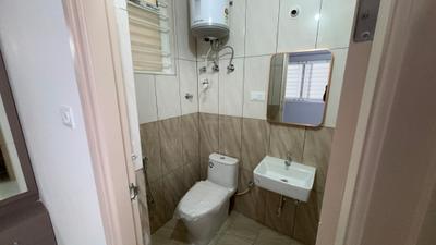 Bathroom Image of 706 Sq.ft 1 BHK Apartment / Flat for rent in Whitefield Bengaluru for Rs. 23000