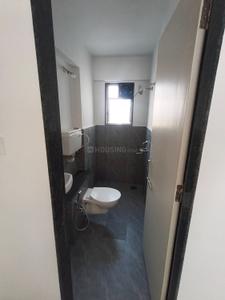 Bathroom Image of 730 Sq.ft 2 BHK Apartment / Flat for rent in Sukhwani Skylines, Wakad Pune for Rs. 24000